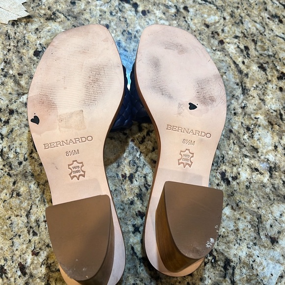 Bernardo Leather Wood Sandals - Picture 6 of 10